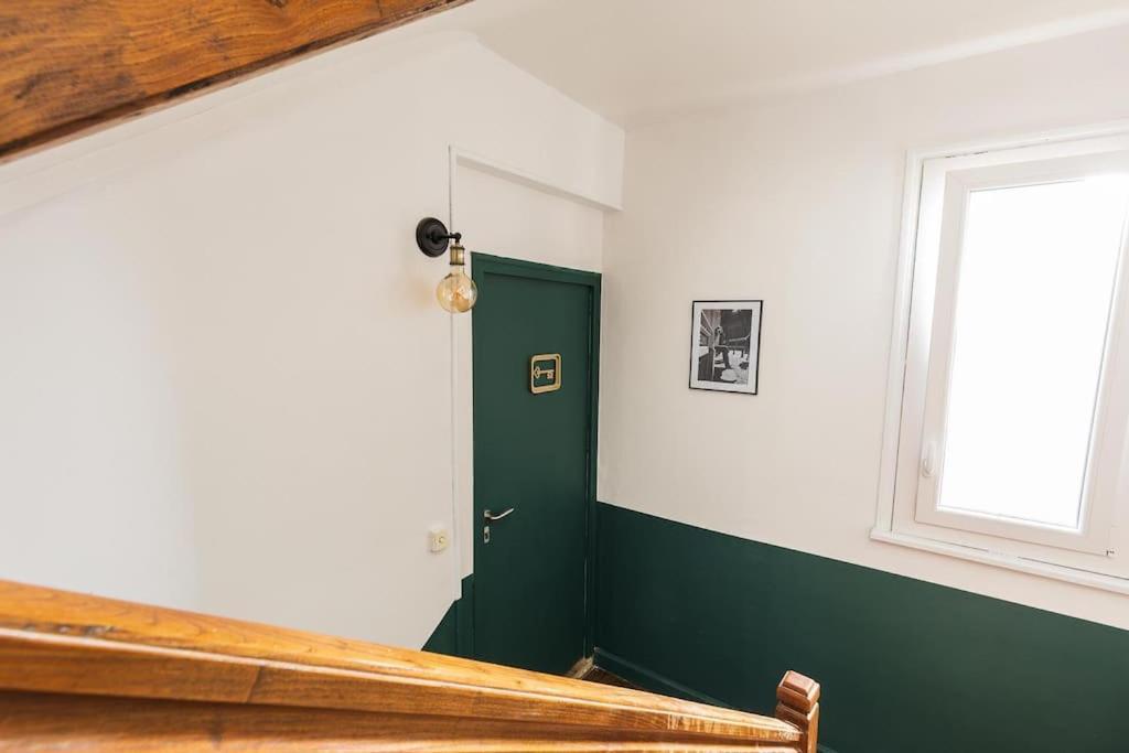 Appartement Cozy En Face De La Gare - サン・ブリュー エクステリア 写真