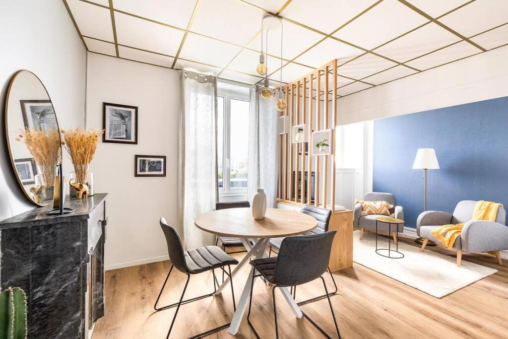 Appartement Cozy En Face De La Gare - サン・ブリュー エクステリア 写真